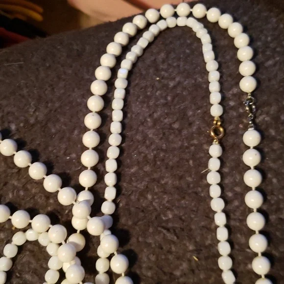 Necklace - Picture 2 of 2